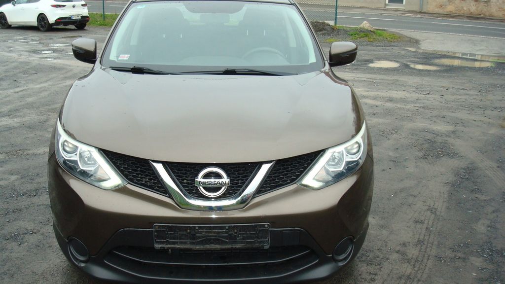 Nissan Qashqai 156.000 km 8.500 &euro; Theres OT Obertheres 97531