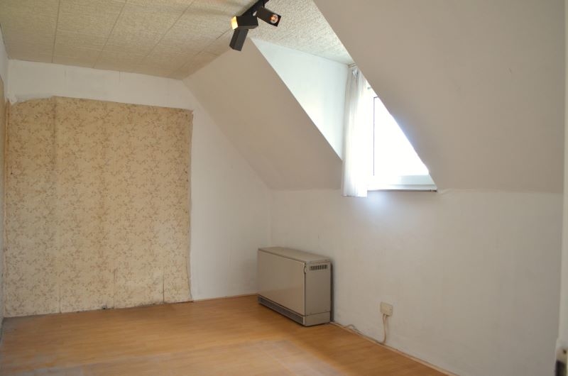 Handwerker aufgepasst: Knusperhäuschen mit Potenzial unmittelbar an Rhein und Wupper gelegen! 6 zimmer