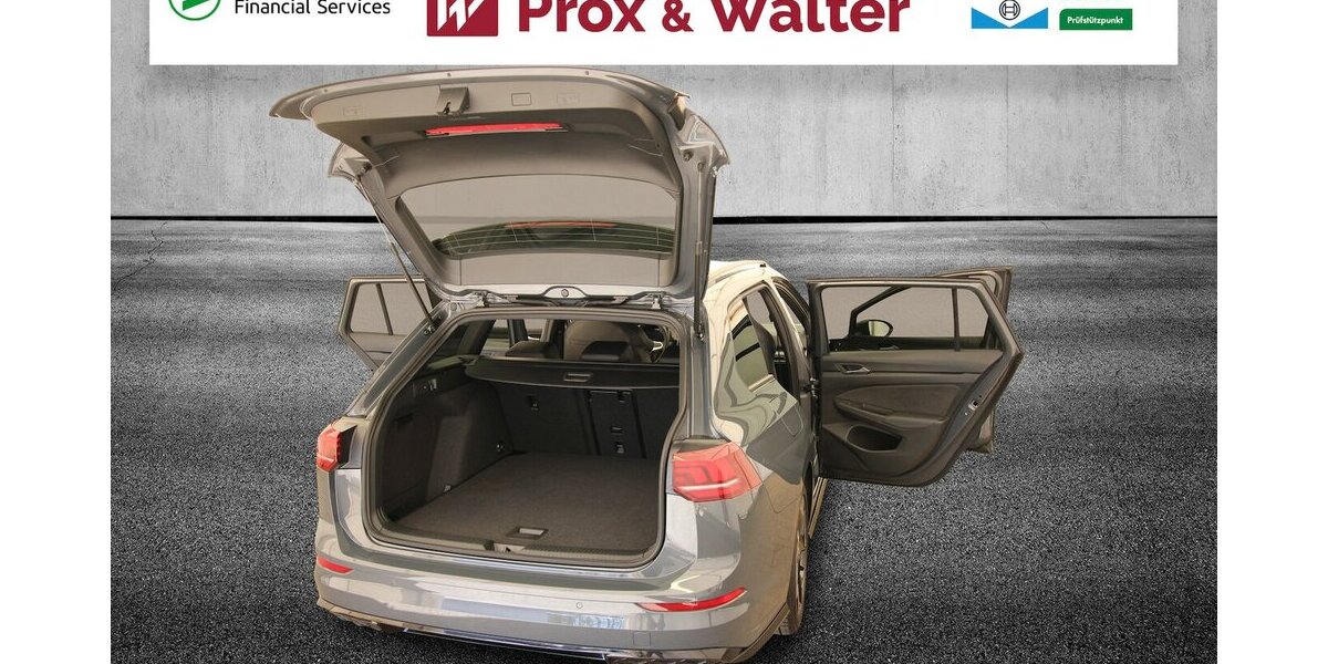 VW Golf VIII Variant 1.5 TSI R-Line LED+KAMERA+ACC 38.673 km 26.900 &euro; Hagenow 19230