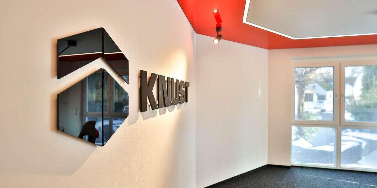 Gewerbeobjekt Bremerhaven Schiffdorferdamm - 8 Zimmer, 299.000&euro; | Angebot:25846106