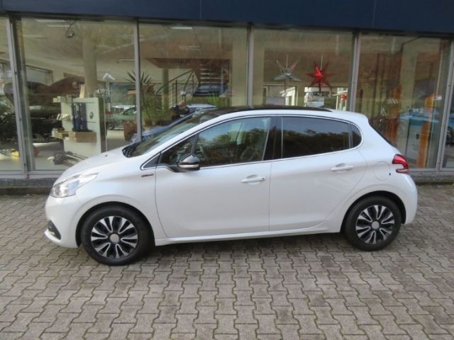 Peugeot 208 80.200 km 10.690 &euro; Oppenau 77728
