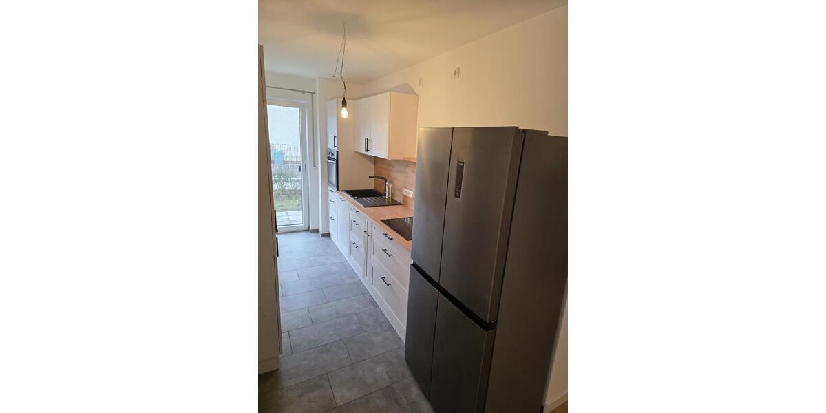 Erdgeschoßwohnung Kelheim - 3 Zimmer, 83 m&sup2;, 590&euro; | Angebot:25080960
