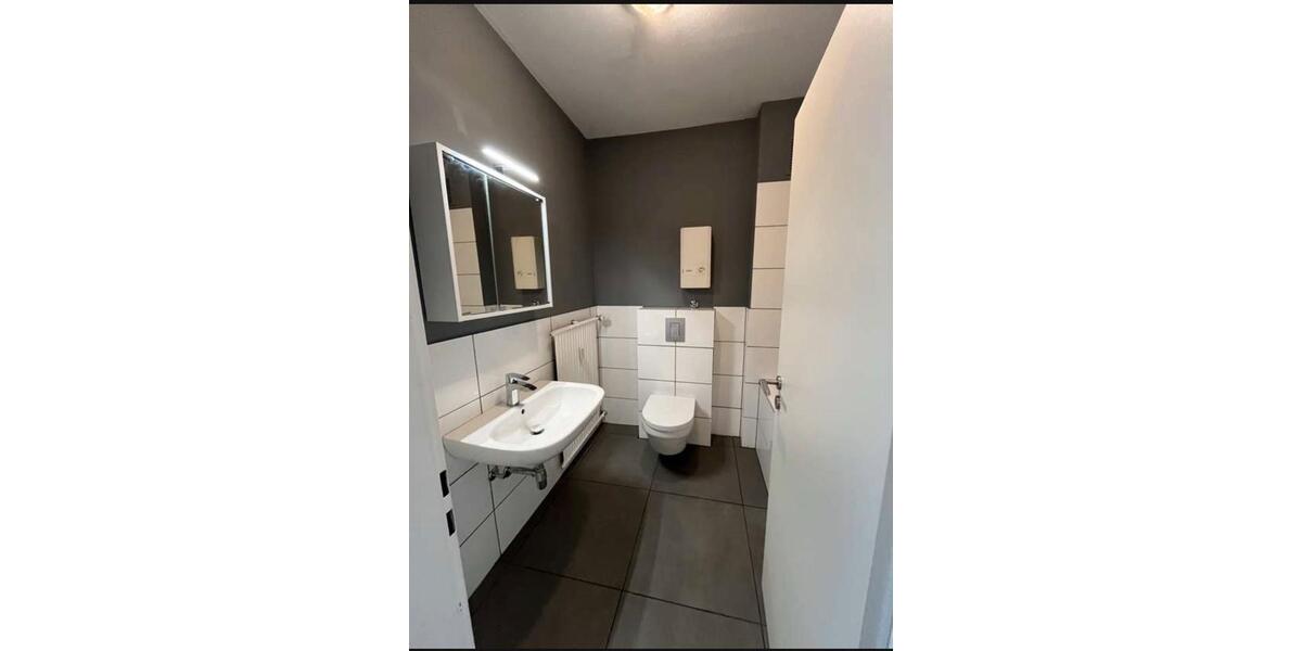 Etagenwohnung Bergheim Auenheim - 2 Zimmer, 67 m&sup2;, 970&euro; | Angebot:25999468