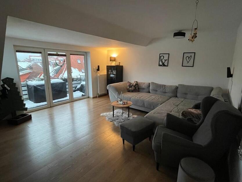 Charmante Dachgeschoßwohnung im Herzen von Esens zu vermieten