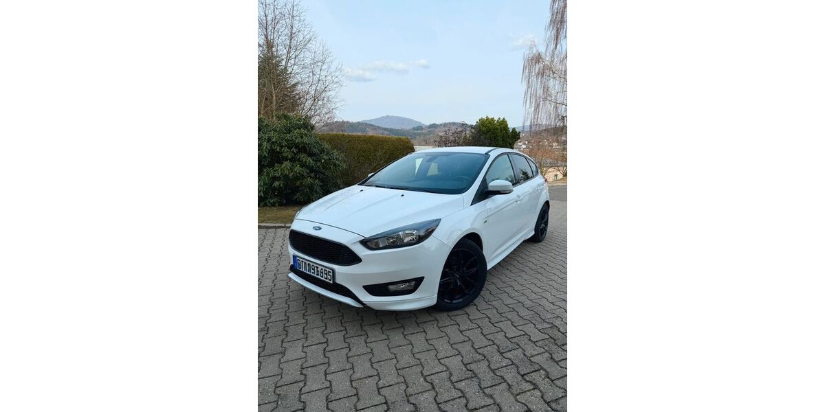 Ford Focus 89.800 km 9.800 &euro; Zwiesel 94227