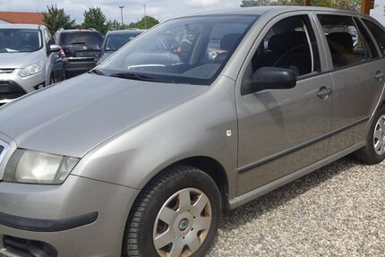 Skoda Fabia 218.092 km 650 &euro; Dresden 01219