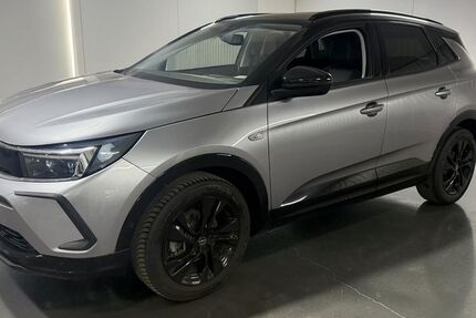 Opel Grandland (X) 47.111 km 15.999 &euro; München 80636