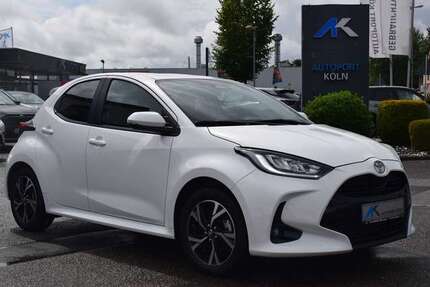 Toyota Yaris 3.850 km 20.890 € Köln 51147