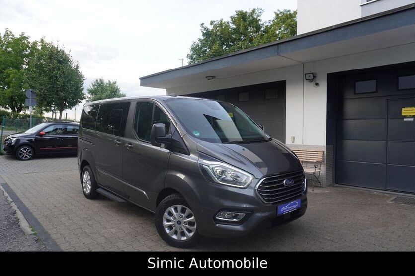 Ford Tourneo Custom 55.000 km 31.999 € Owen 73277