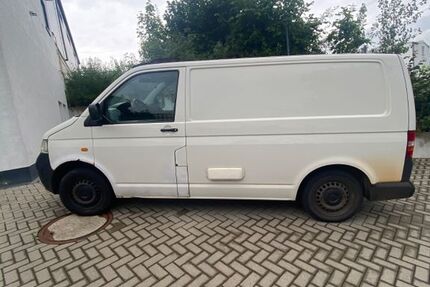 VW T5 Transporter 346.000 km 5.500 &euro; Usingen 61250