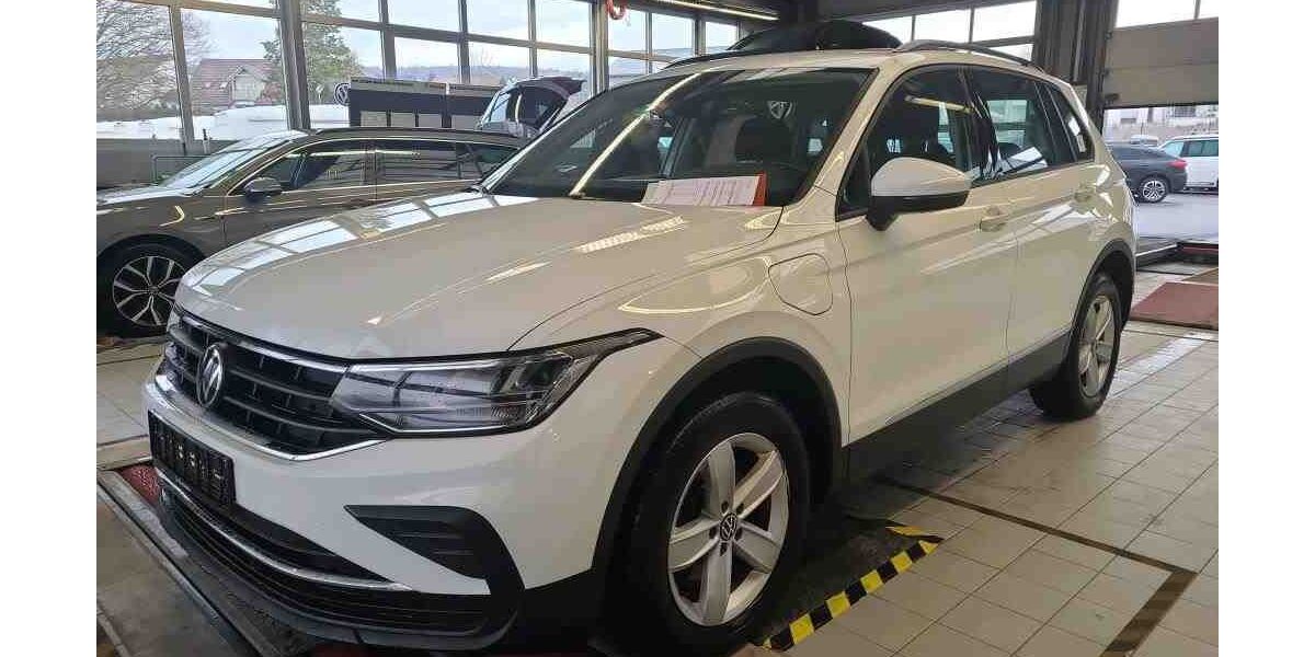 VW Tiguan 81.300 km 22.990 &euro; Bad Langensalza 99947