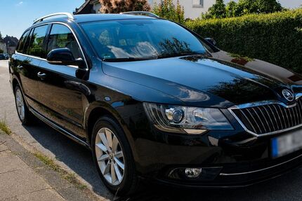 Skoda Superb 154.150 km 8.500 &euro; Herford 32049