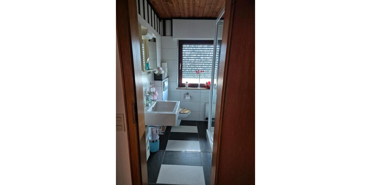 Einfamilienhaus Wermelskirchen - 2.300&euro; | Angebot:22598379