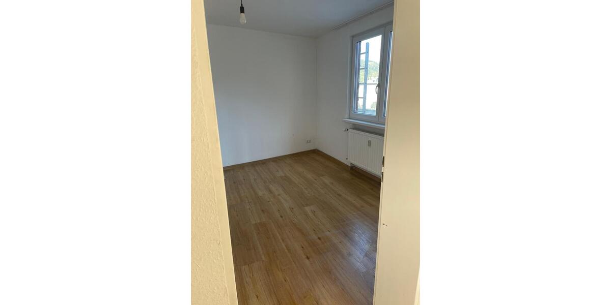 Etagenwohnung Boppard - 3 Zimmer, 90 m&sup2;, 900&euro; | Angebot:25933698