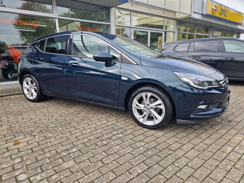 Opel Astra 97.697 km 9.950 € Schwerin 19055