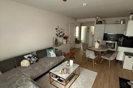 Wohnung Schönefeld - 2 Zimmer, 59 m&sup2;, 1.080&euro; | Angebot:25519012
