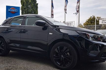 Opel Grandland (X) 15.000 km 19.490 &euro; Neubrandenburg an der A20 17034