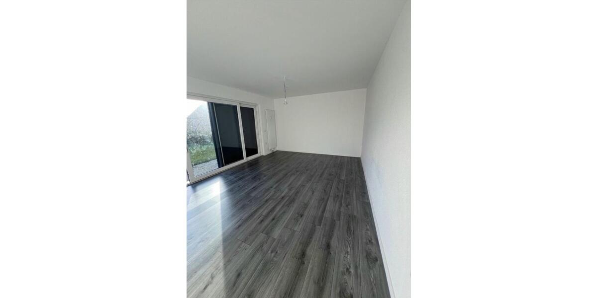 Erdgeschoßwohnung Aurich Egels und Wallinghausen - 3 Zimmer, 90 m&sup2;, 1.250&euro; | Angebot:26648725