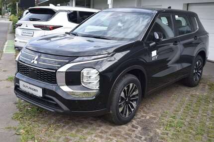 Mitsubishi Outlander 2.100 km 44.940 &euro; Berlin 12683