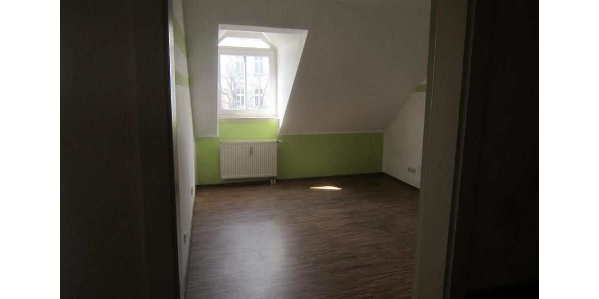 Dachgeschoßwohnung Burg - 3 Zimmer, 96 m&sup2;, 626&euro; | Angebot:26323293