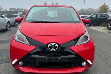 Toyota Aygo (X) 68.000 km 5.500 € Reichenbach 08468