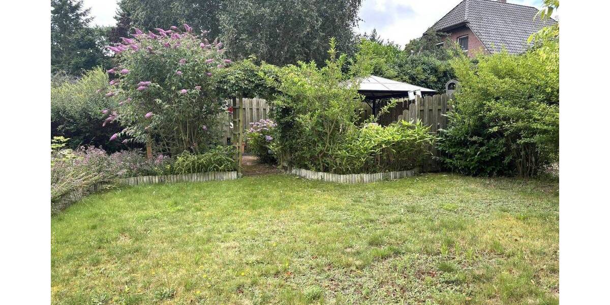 Einfamilienhaus Bergen - 5 Zimmer, 150 m&sup2;, 175.000&euro; | Angebot:25674280