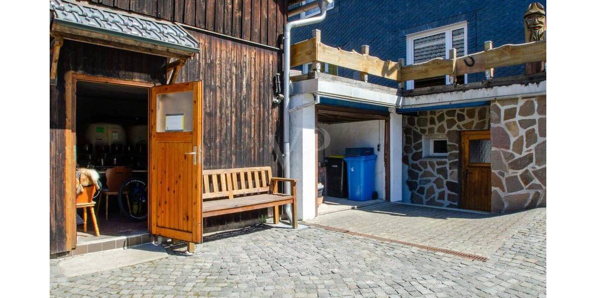 Doppelhaushälfte Masserberg / Fehrenbach Fehrenbach - 7 Zimmer, 160 m&sup2;, 225.000&euro; | Angebot:26438124