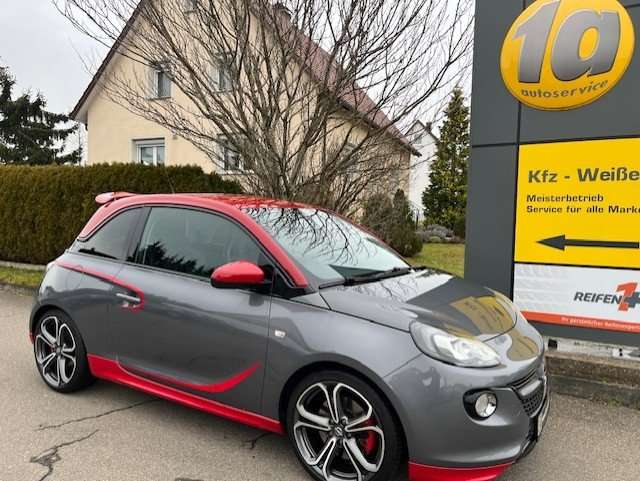 Opel Adam 76.950 km 10.500 &euro; Blumberg-Riedböhringen 78176