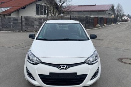 Hyundai i20 115.000 km 4.990 &euro; Rattenkirchen/Haun 84431