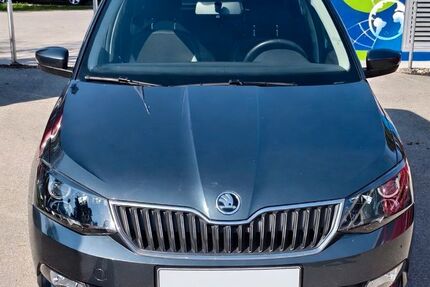 Skoda Fabia 33.678 km 9.990 &euro; Waging 83329