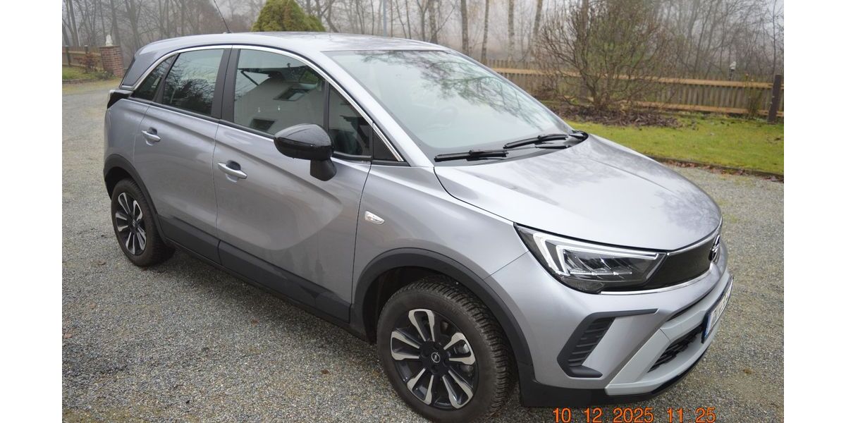 Opel Crossland (X) 25.600 km 16.900 &euro; Wörth an der Donau 93086