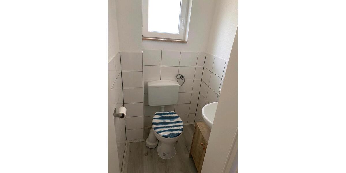 Etagenwohnung Rottenburg am Neckar - 4 Zimmer, 60 m&sup2;, 700&euro; | Angebot:25942981