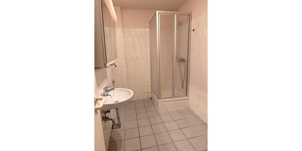 Etagenwohnung Heusweiler - 4 Zimmer, 100 m&sup2;, 1.000&euro; | Angebot:26432673