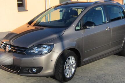 VW Golf Plus 104.000 km 6.700 &euro; Schwarme 27327