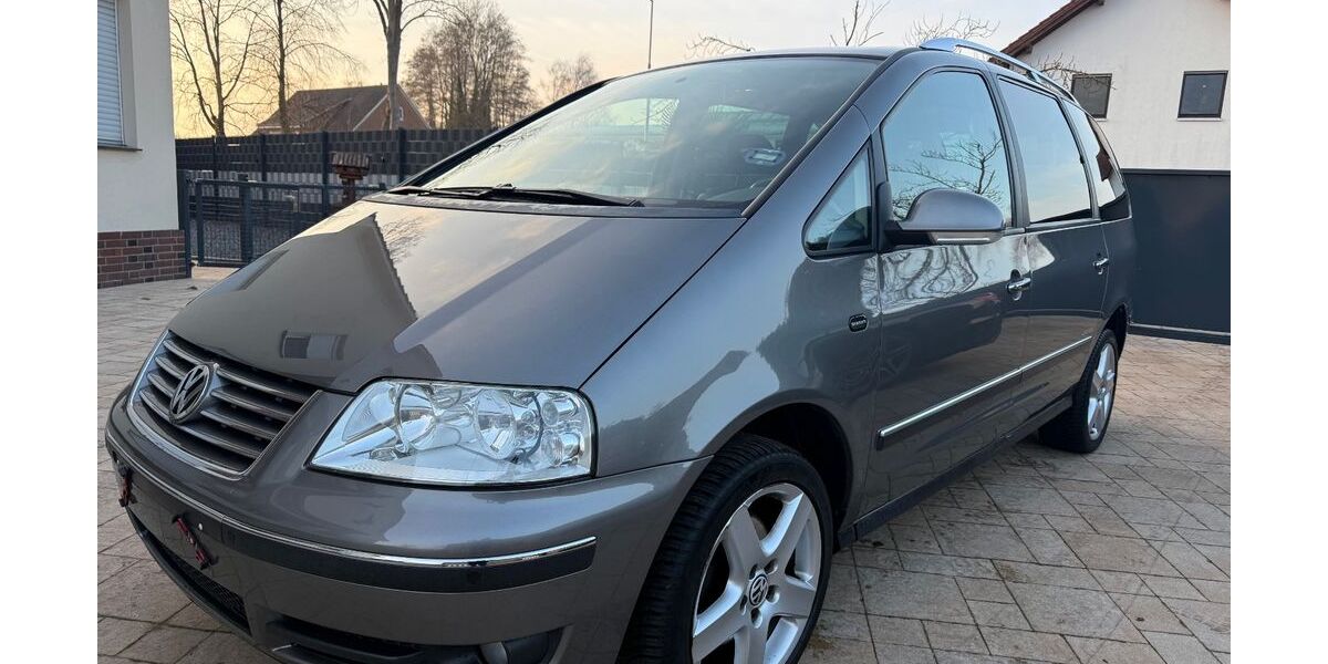 VW Sharan 162.894 km 7.450 &euro; Versmold 33775