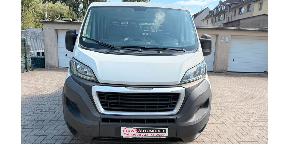 Peugeot Boxer 89.000 km 18.999 € Essen 45356