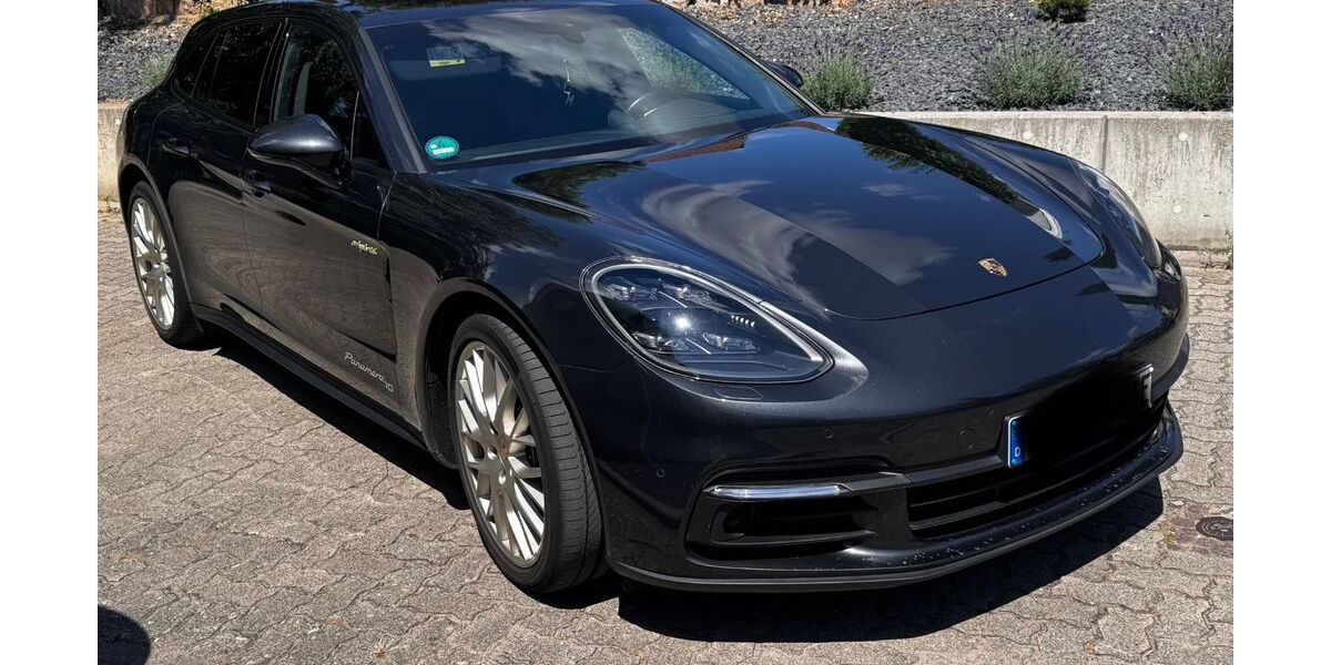 Porsche Panamera 71.000 km 79.000 &euro; Lustadt 67363