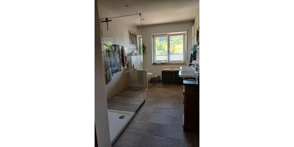Etagenwohnung Schopfheim - 4 Zimmer, 140 m&sup2;, 390.000&euro; | Angebot:26879605