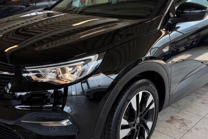 Opel Grandland (X) 140.000 km 8.590 &euro; Oberhausen (Sterkrade) 46149
