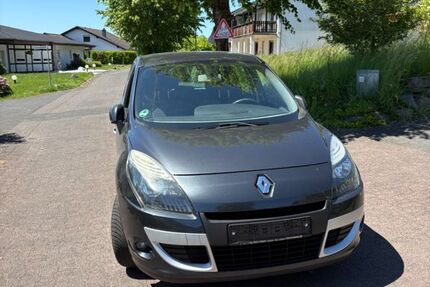 Renault Scenic 145.679 km 2.990 &euro; Nümbrecht 51588