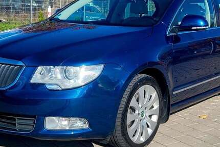 Skoda Superb 223.000 km 6.290 € Reichenberg-Albertshausen 97234