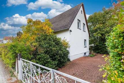 Haus zum Kaufen in Raunheim 395.000 € 119 m² 5 zimmer