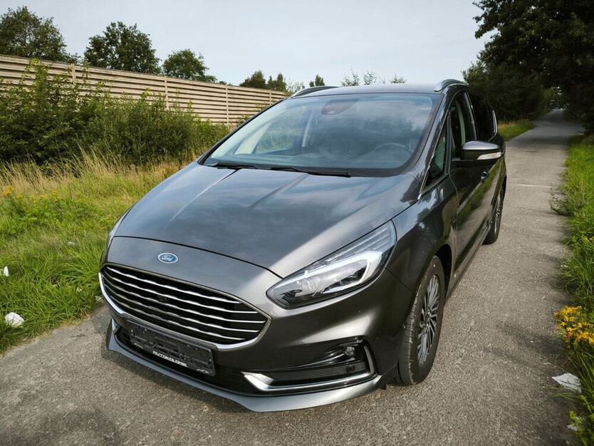 S-Max