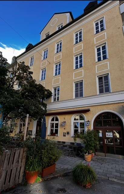 Wohnung zum Mieten in München 2.400 € 108 m²