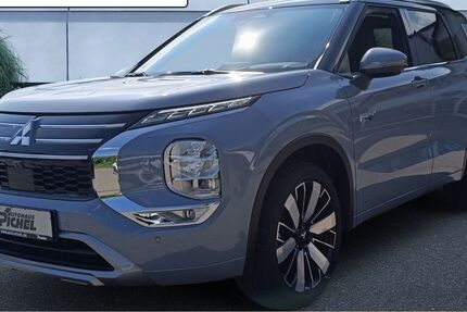 Mitsubishi Outlander 8.500 km 50.450 &euro; Hartmannsdorf 09232