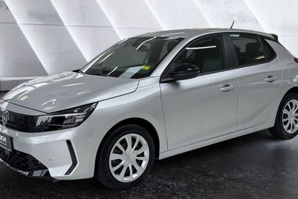 Opel Corsa 14.126 km 15.900 &euro; Berlin 13051