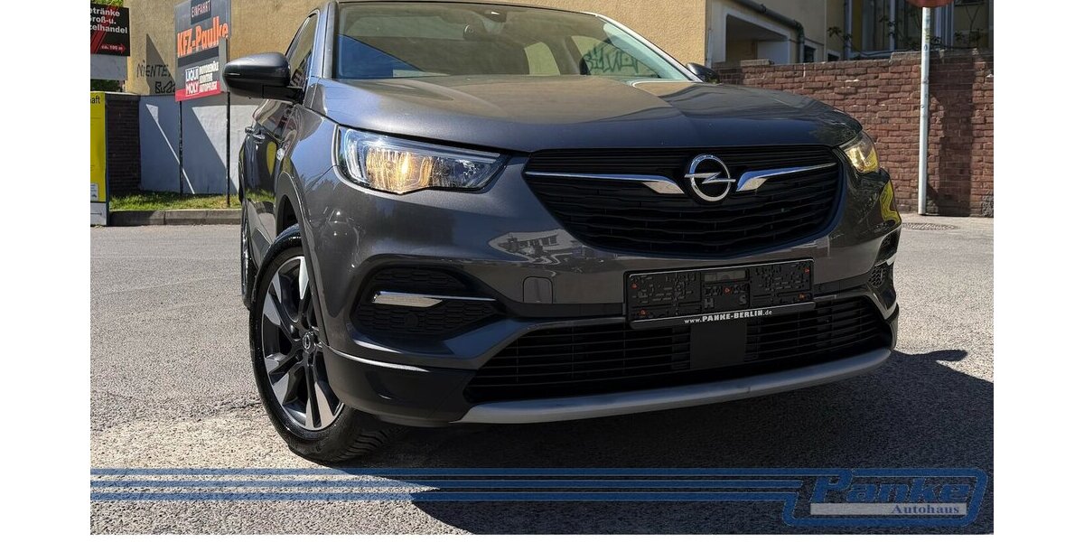 Opel Grandland Innovation*AHK*E-Koffer*Pano*Car-Play* 169.817 km 10.890 &euro; Berlin 13187