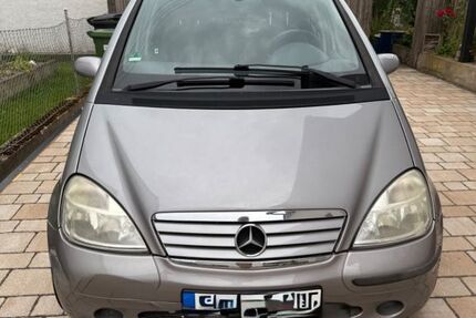 Mercedes-Benz A 160 104.459 km 1.000 &euro; Essingen 76879