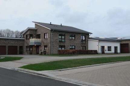 Haus Damme - 10 Zimmer, 1.168 m&sup2;, 1.290.000&euro; | Angebot:24770077