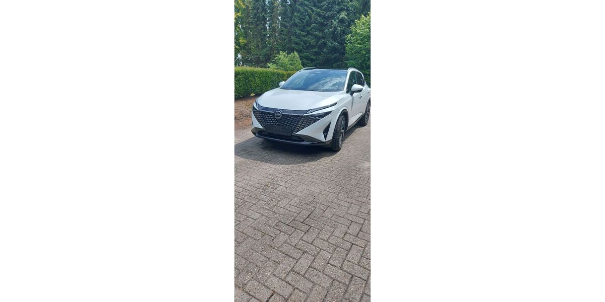 Nissan Qashqai 8.700 km 30.150 &euro; Friedeburg 26446